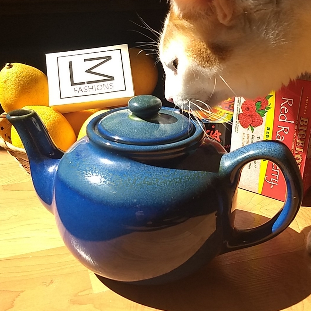 Blue Cobalt teapot Home Products VTG 2005